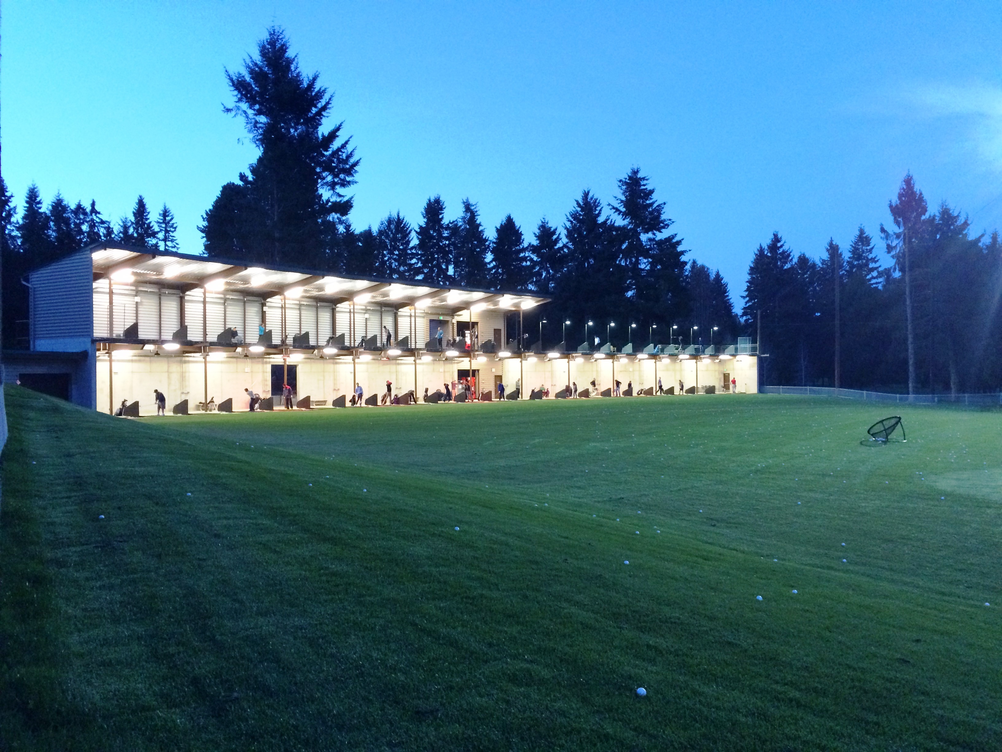 Bellevue, WA Premier Golf Centers Bellevue Golf Course