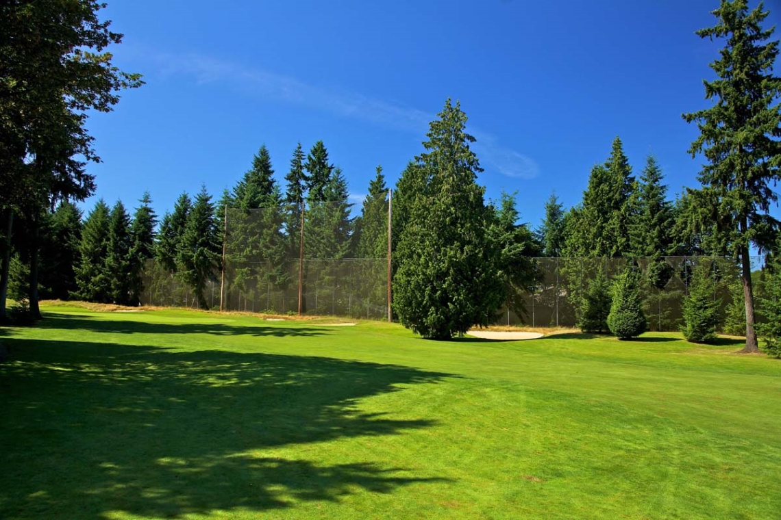 Bellevue, WA Premier Golf Centers Bellevue Golf Course