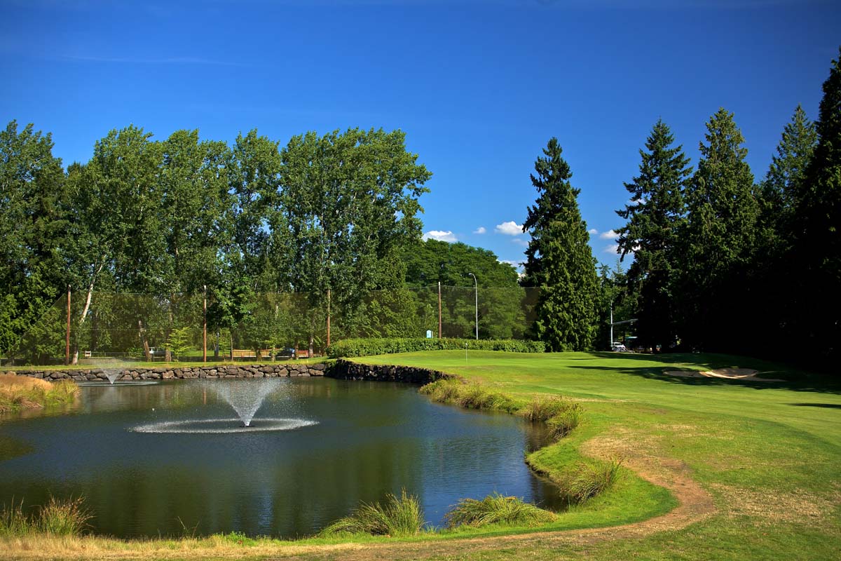 Bellevue, WA Premier Golf Centers Bellevue Golf Course