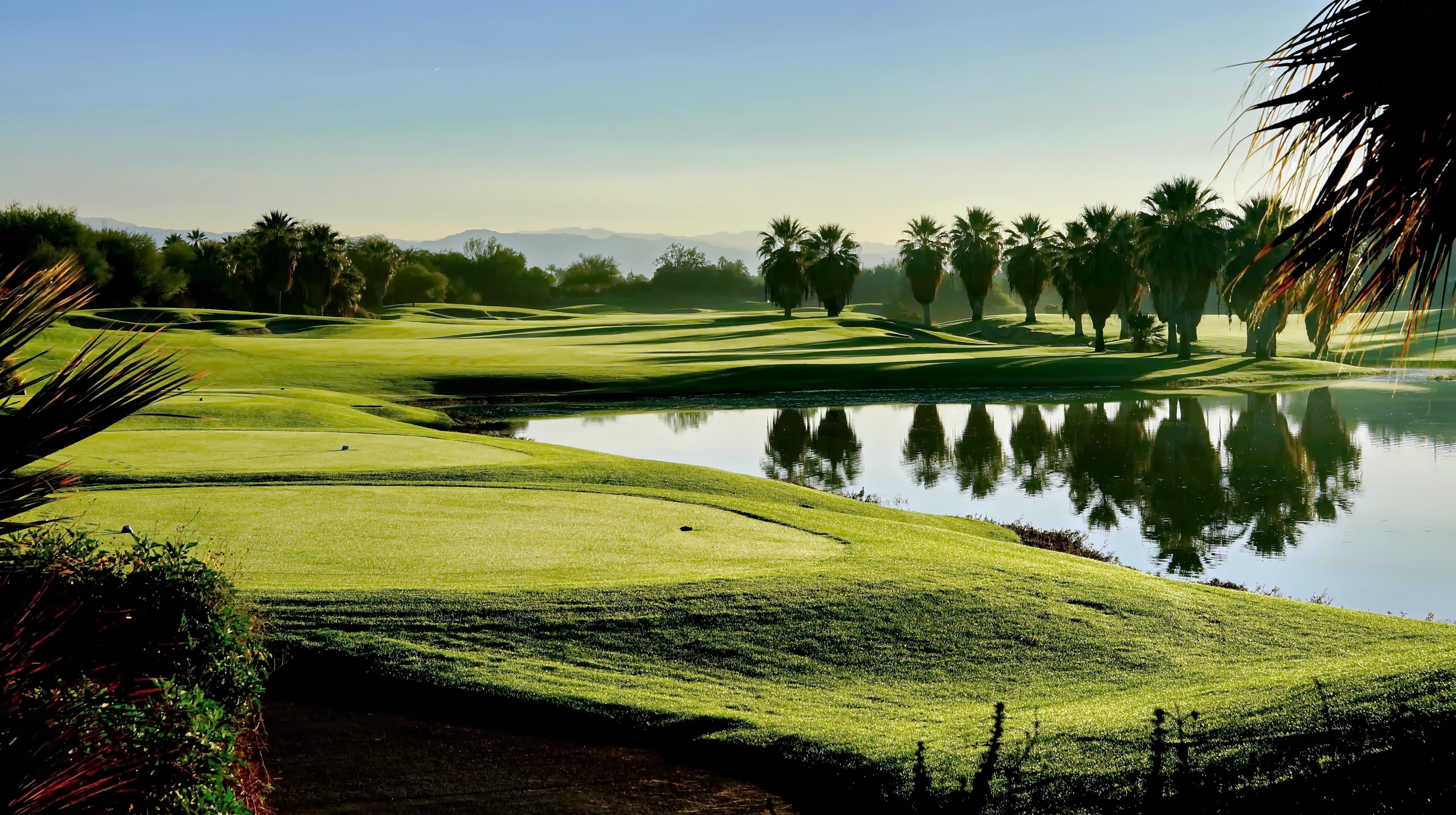 Mountain view golf course , southern california golf vacations Desert